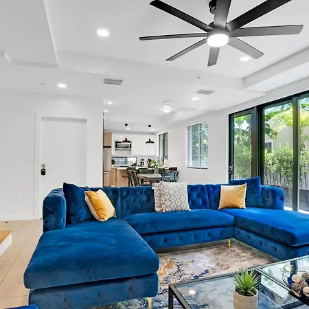 Large Home Near The Beach/Las Olas-2
